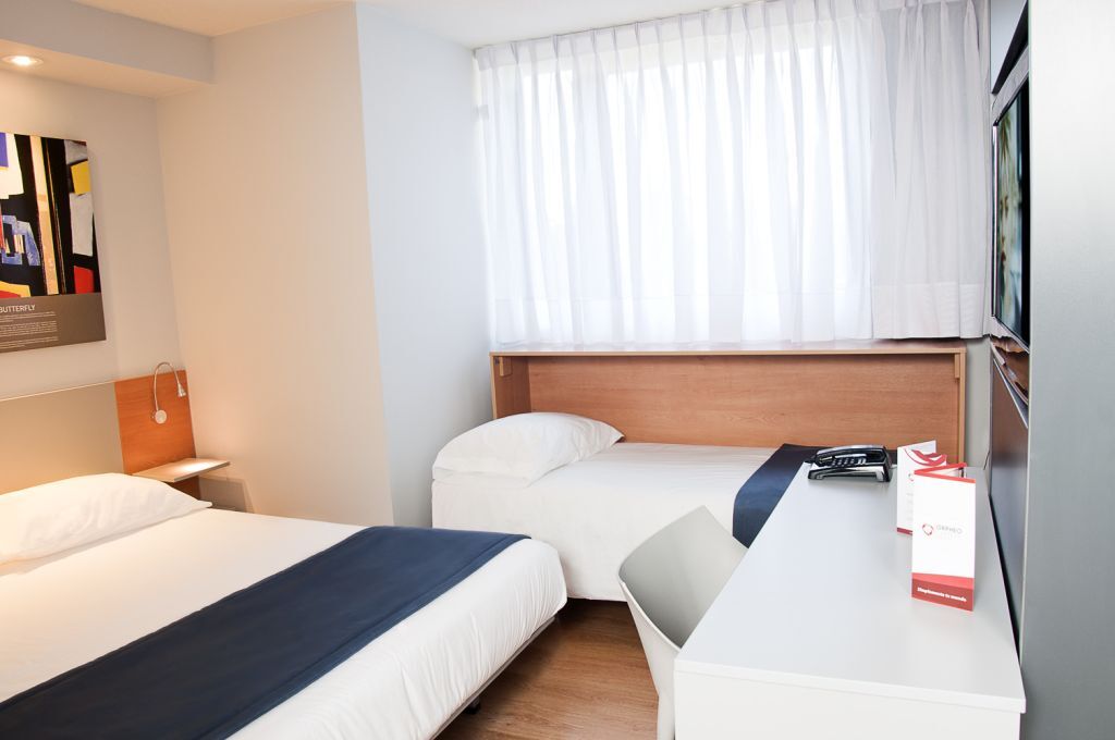 Orpheo Express 3* Montevideo